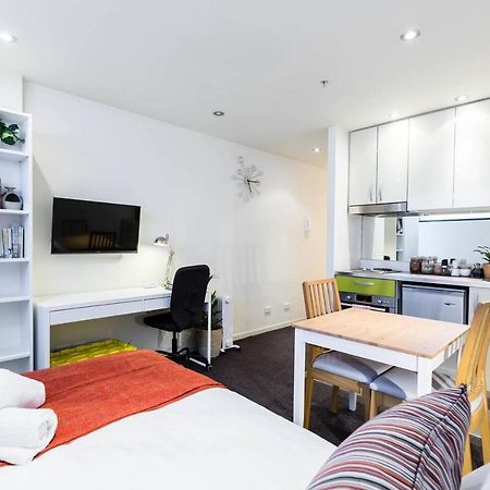 Simple On Swanston - A Central Student Accom Studio Apartment Melbourne Exterior photo