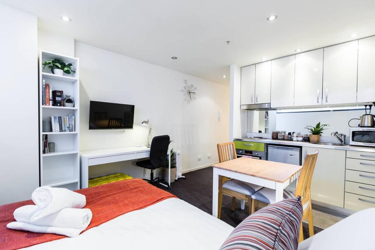 Simple On Swanston - A Central Student Accom Studio Apartment Melbourne Exterior photo