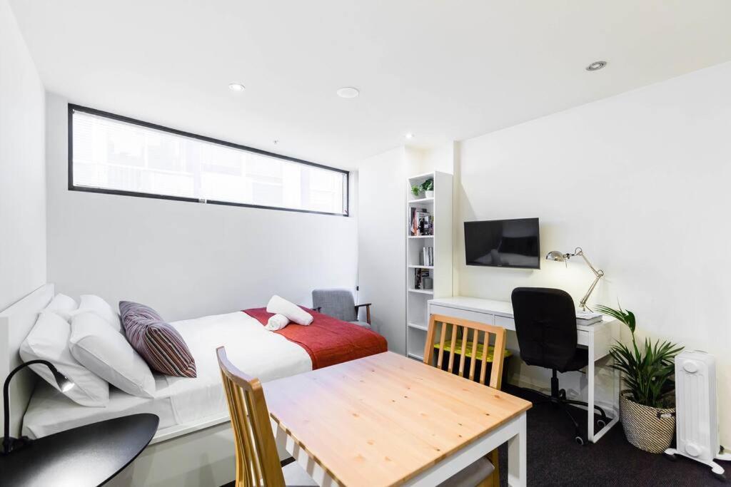 Simple On Swanston - A Central Student Accom Studio Apartment Melbourne Exterior photo